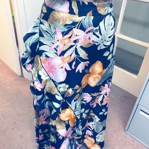 Barneys NY Ruffle Floral Silk Skirt SZ 38